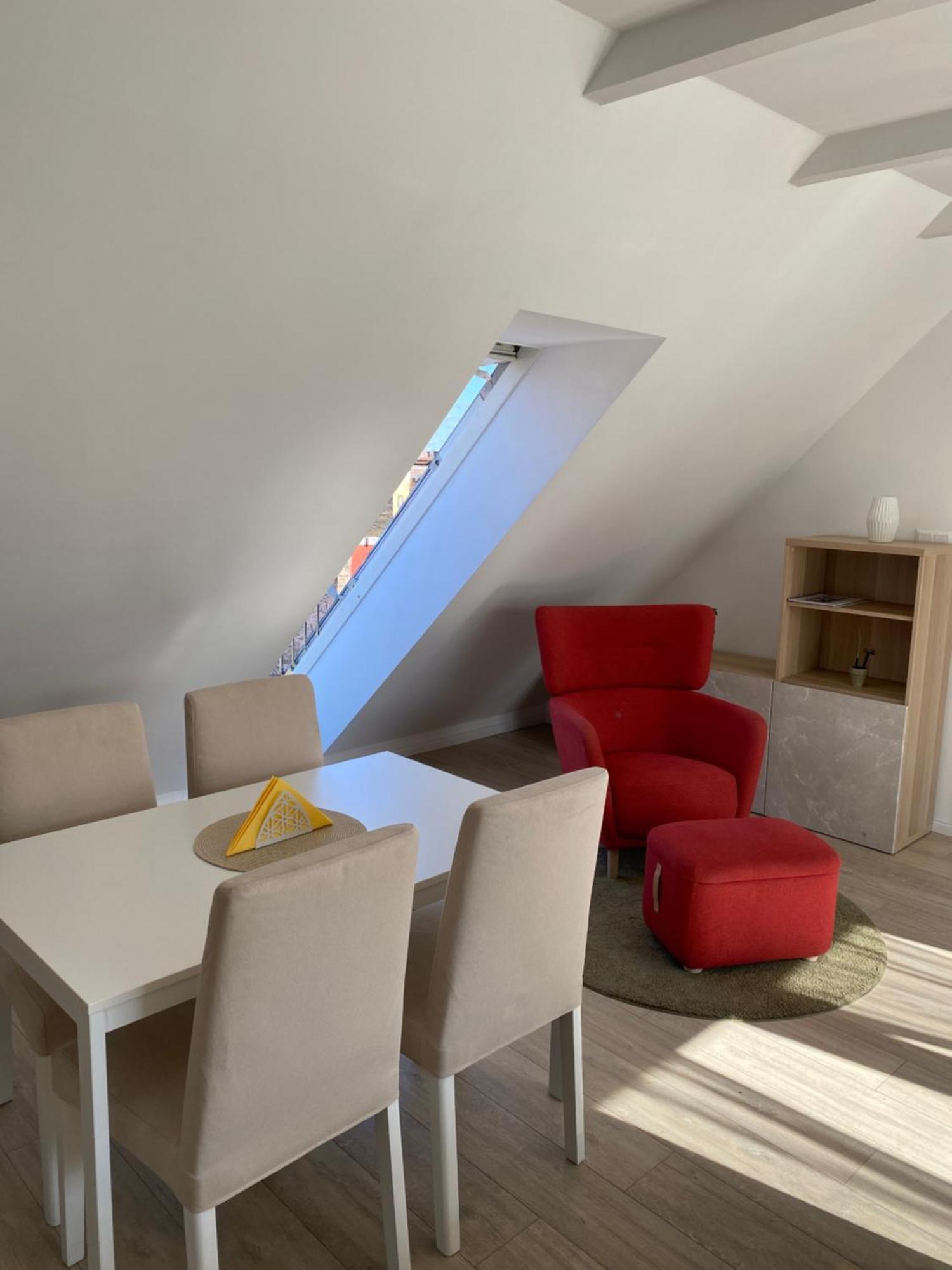 R77 Apartment Downtown - Penthouse Budapest Exterior foto