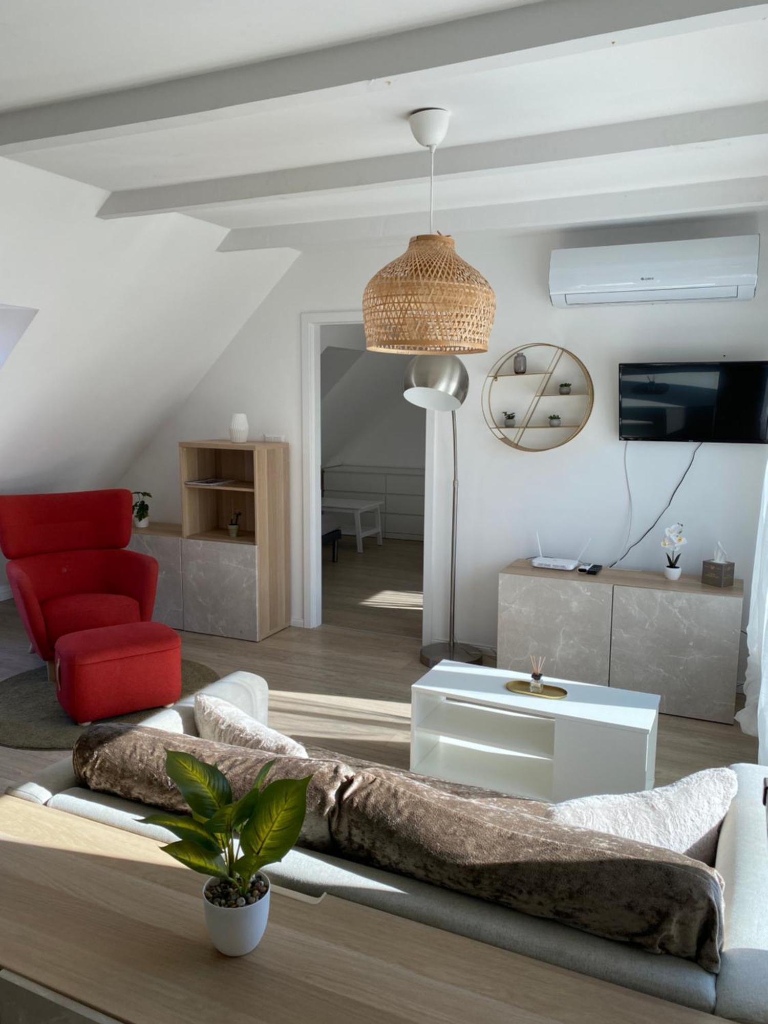 R77 Apartment Downtown - Penthouse Budapest Exterior foto